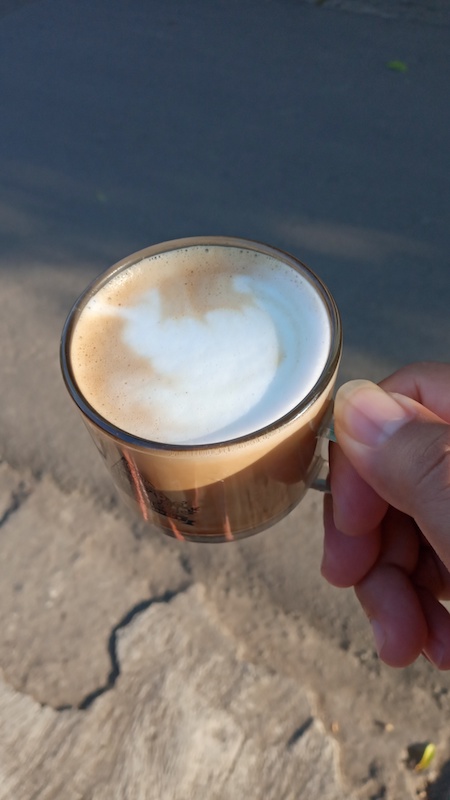 how to make latte at home